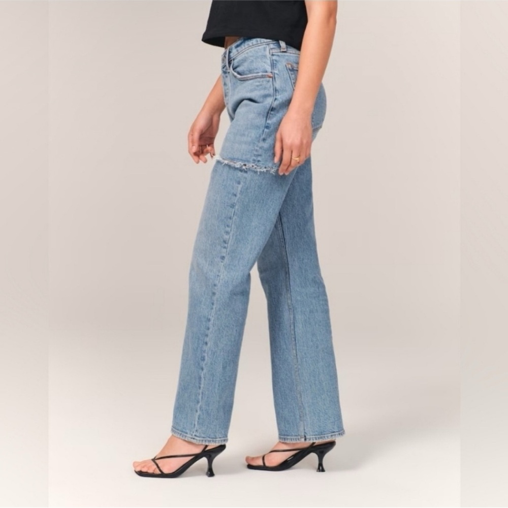 Abercrombie Blue 90s Baggy Distresses Low Rise Jeans- 28 - Picture 2 of 8